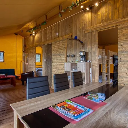 Luxe tent Sweet Lodge, Glamping Aquitaine Saint-Aigne